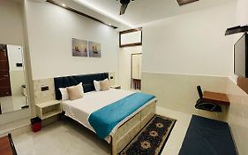 Hotel Dileep42